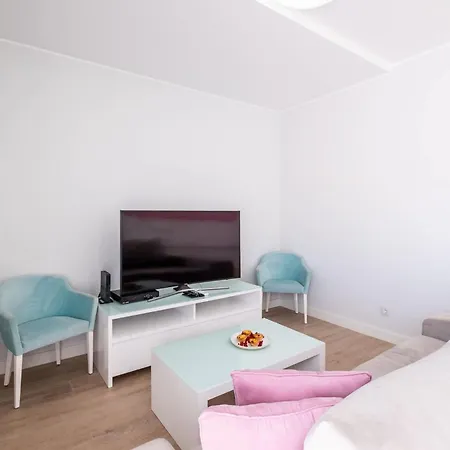 Al Marina View Uma - Lux On The Marina